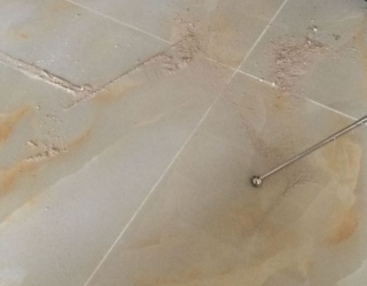 道里瓷砖空鼓维修公司分享粘合剂选择不当在瓷砖铺贴过程中可能导致以下问题
